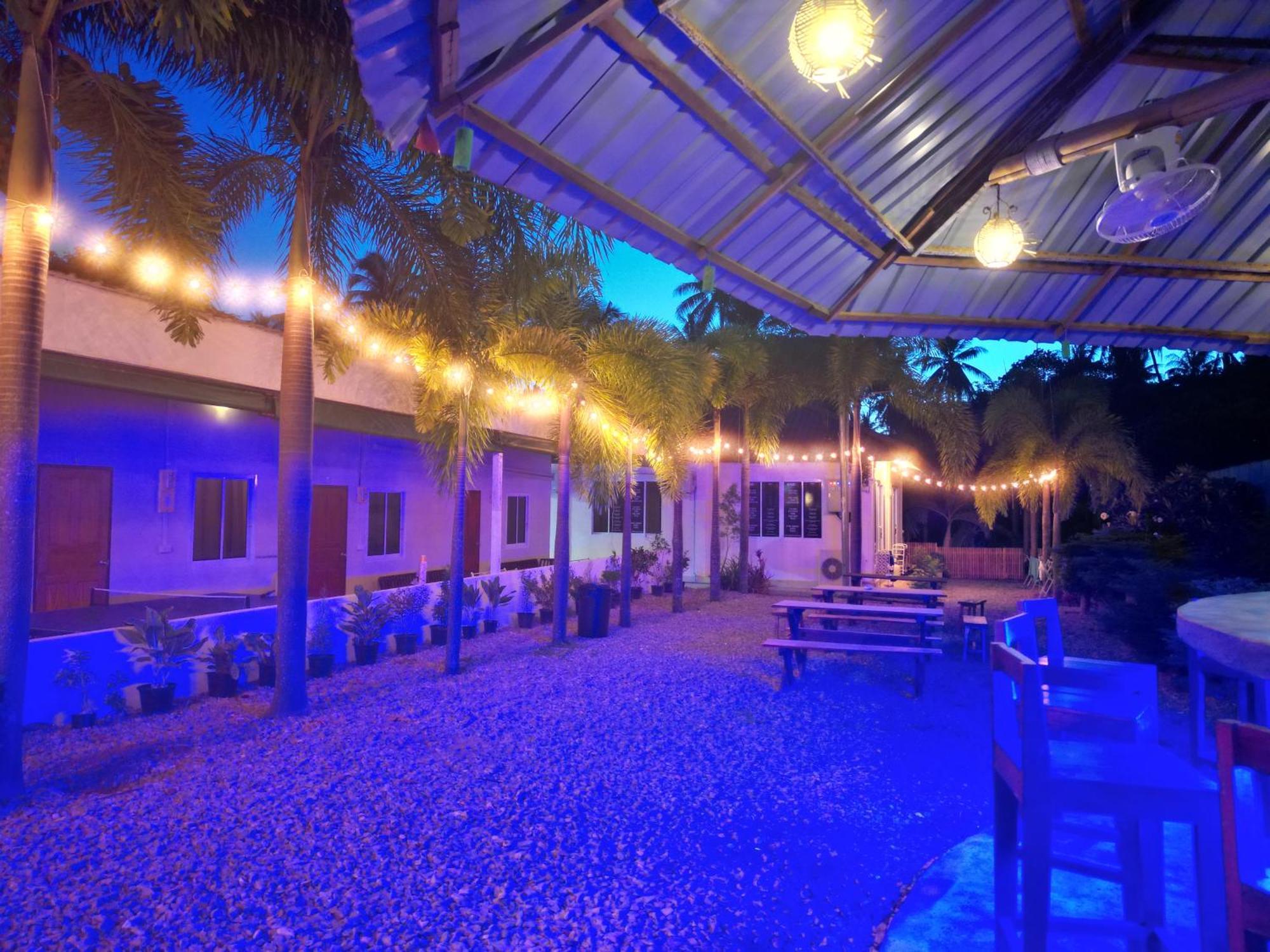 Escape Divers - Jungle Hostel And Dive Centre Ko Tao Esterno foto